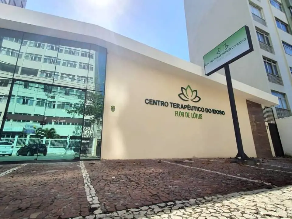 flor-de-lotus-centro-terapeutico-da-pessoa-idosa-pituba-salvador-e-villas-do-atlantico-lauro-de-freitas-bahia (2)