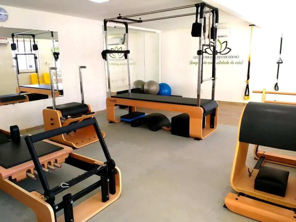 flor-de-lotus-centro-terapeutico-da-pessoa-idosa-pituba-salvador-e-villas-do-atlantico-lauro-de-freitas-bahia (8)